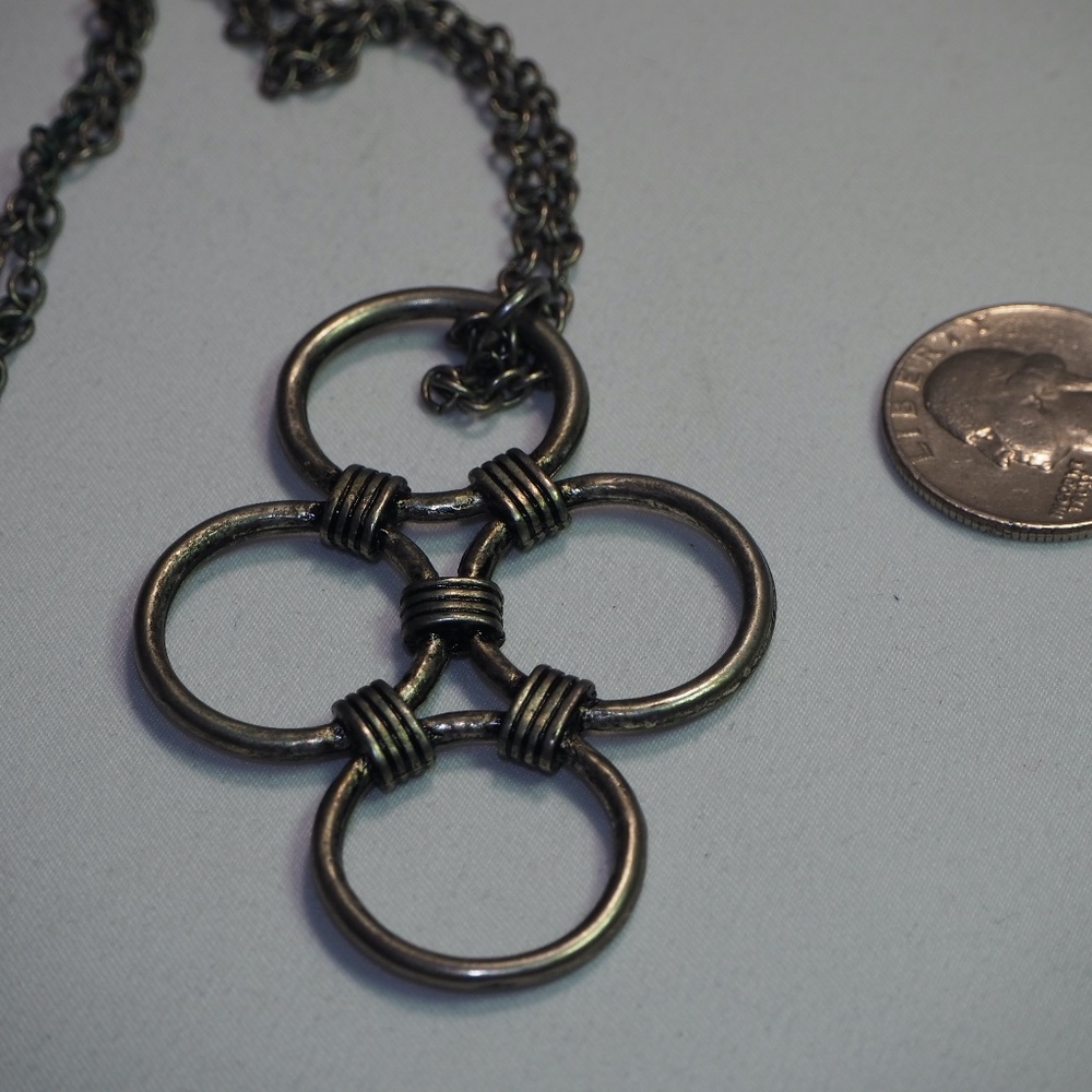 Long Circle necklace